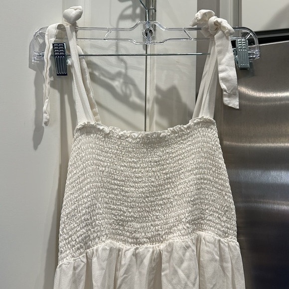 Lulu's Dress - Picture 2 of 11